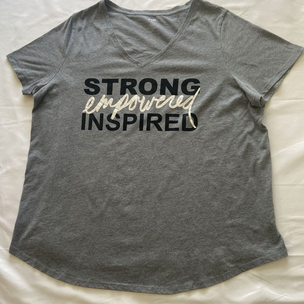 EVRI Womens 1X Gray Strong Empowered Inspired V Neck Graphic T Shirt